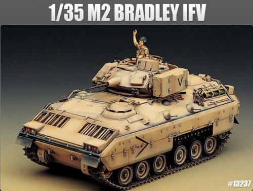 Academy -  Academy 13237 - M2 BRADLEY IFV (1:35)