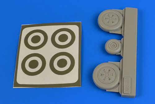 Aires - MiG-21 wheels & paint masks for Eduard