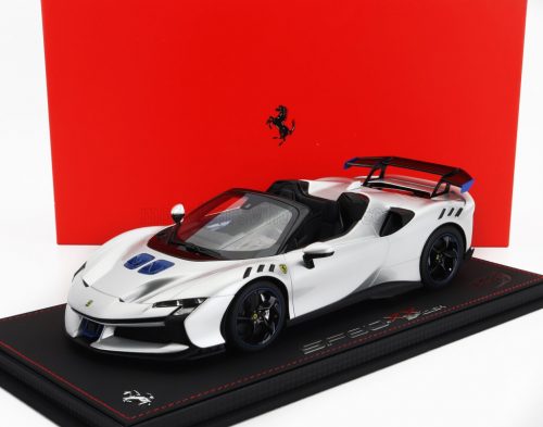 Bbr-Models - FERRARI SF90 XX STRADALE SPIDER 2024 - CON VETRINA - WITH SHOWCASE ARGENTO NURBURGRING - SILVER BLUE