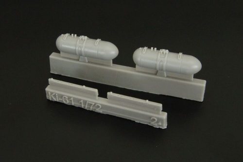 Brengun - Ki-61 Id Hien Wing Racks & Drop Tanks