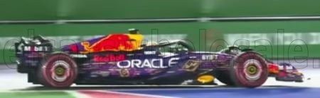 Burago - RED BULL F1  RB19 TEAM ORACLE RED BULL RACING N 1 WORLD CHAMPION WINNER LAS VEGAS USA GP 2023 MAX VERSTAPPEN - WITH PILOT AND SHOWCASE PURPLE YELLOW RED