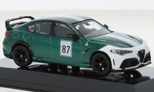 Burago - Alfa Romeo Giulia GTA, grün/weiss, #87, 1:43