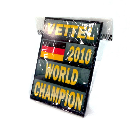 Cartrix - 1:18 2010 Sebastian Vettel World Champion F1 Sign