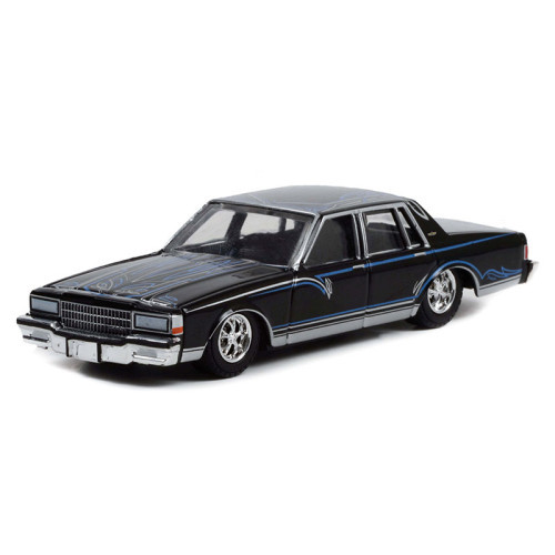 GREENLIGHT - California Lowriders Series 1 - 1987 Chevrolet Caprice Lowrider - Custom Black Solid Pack