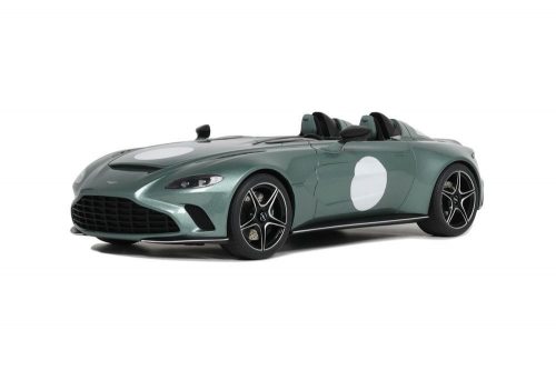 GT Spirit - 1:18 ASTON MARTIN V12 SPEEDSTER GREEN