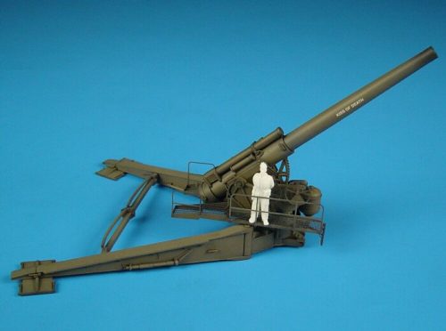 Hauler - M1 240mm howitzer IN FIRE POSITION