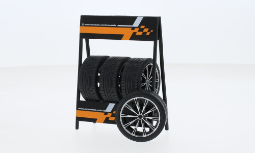 Ixo-Models - Zubehör RS3 Wheels, schwarz/silber, 1:18