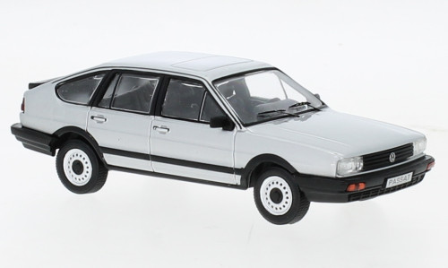 Ixo-Models - VW Passat B2 silber IXO 1:43