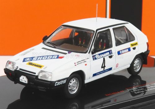 Ixo-Models - SKODA FAVORIT 136L (night version) N 4 RALLY VALASSKAA ZIMA 1989 L.KRECEK - B.MOTL WHITE