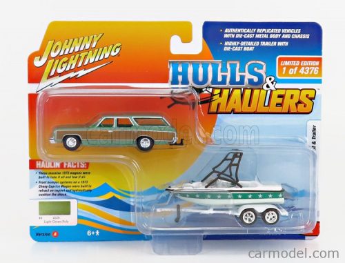 Johnny Lightning - Chevrolet Caprice With Trailer And Boat 1973 Green Wood