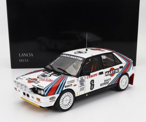 Kyosho - LANCIA DELTA HF INTEGRALE 4WD (night version) TEAM MARTINI RACING N 6 WINNER RALLY MONTECARLO 1987 MIKI BIASION - TIZIANO SIVIERO WHITE RED BLUE