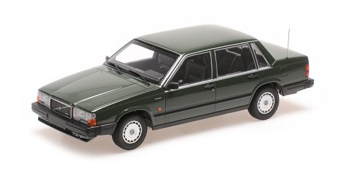 Minichamps - 1:18 VOLVO 740 GL - 1986 - DARK GREEN - MINICHAMPS