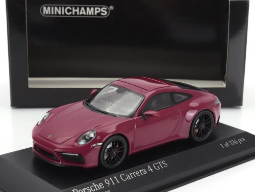 Minichamps - PORSCHE 911 992 CARRERA 4S GTS COUPE 2019 RUBYSTAR