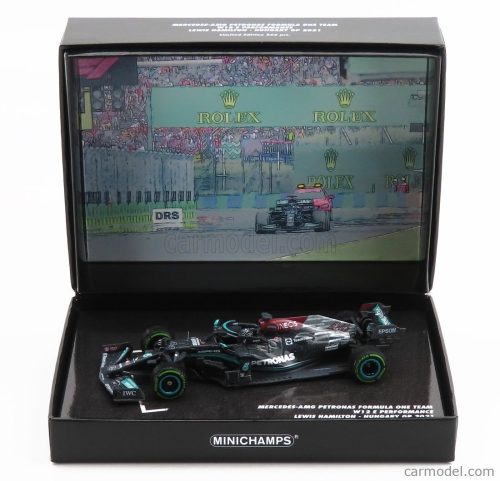 Minichamps - Mercedes Gp F1 W12 Team Amg Petronas N 44 - Alone On The Starting Grid - 2Nd Hungary Gp (With Rain Effect) 2021 Lewis Hamilton Black Green