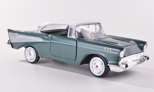 Motor-Max - Chevrolet Bel Air, grün/weiss, 1957, 1:24