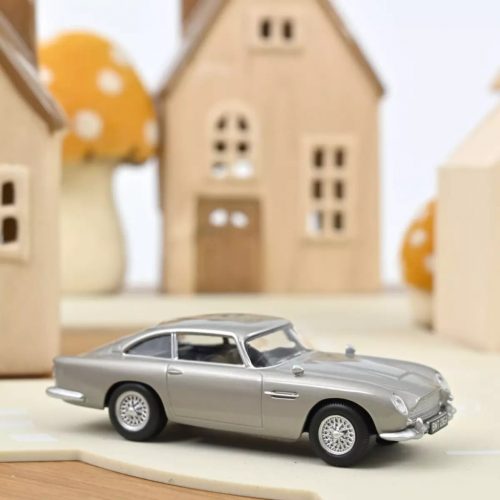 NOREV - 1:43 Aston Martin DB5 1963 Silver Birch Jet-Car - NOREV