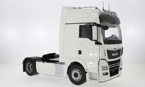 Premium Classixxs - MAN TGX XXL, weiss, 2018, 1:18