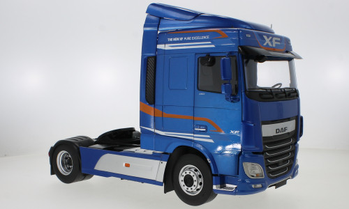 Premium Classixxs - DAF XF Space Cab, blau, 2018, 1:18