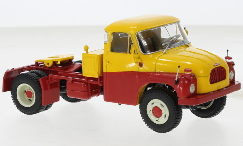 Premium Classixxs - Tatra T138 NT, gelb/rot, 1:43