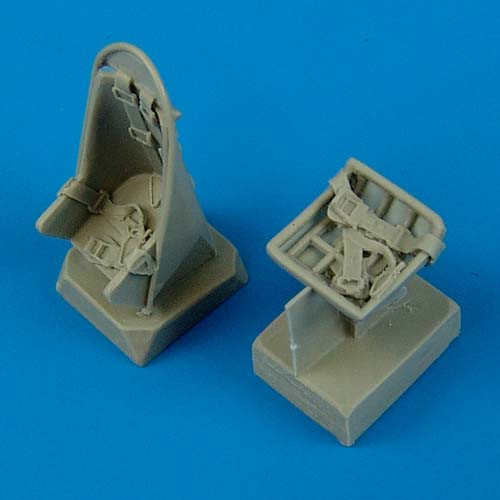 Quickboost - 1/48 Junkers Ju 87B Stuka seats with safety belts