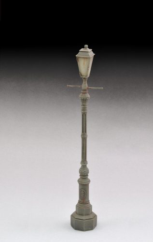 Royal Model - Antique street lamp