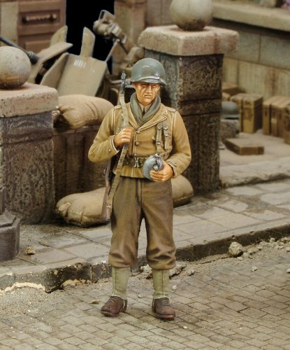 Royal Model - U.S. infantry rifleman with canteen - WWII