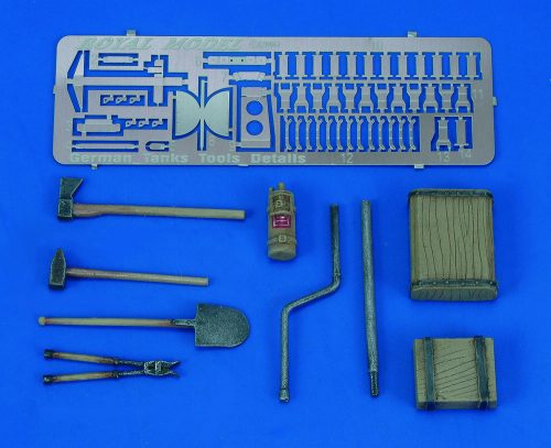 Royal Model - Panther/Jagdpanther Tools & Holders-WWII