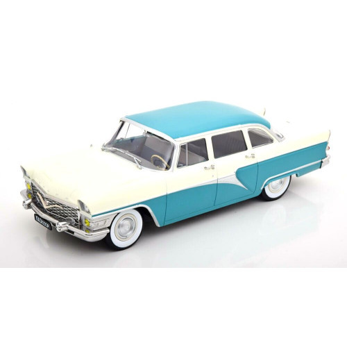 Triple9 - 1:18 1959 Gaz 13 Seagull, Turquoise/White Collection