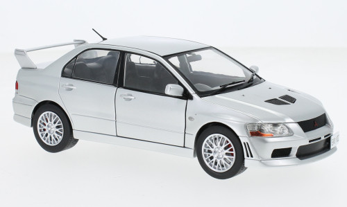 WHITEBOX - Mitsubishi Lancer Evolution VII, silber, 2001, 1:24